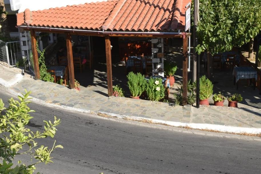 Mesohori Studios Sfakia Bagian luar foto